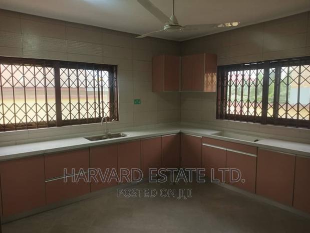 5bdrm House in Ahojo Daban, Kumasi Metropolitan for rent photo 4