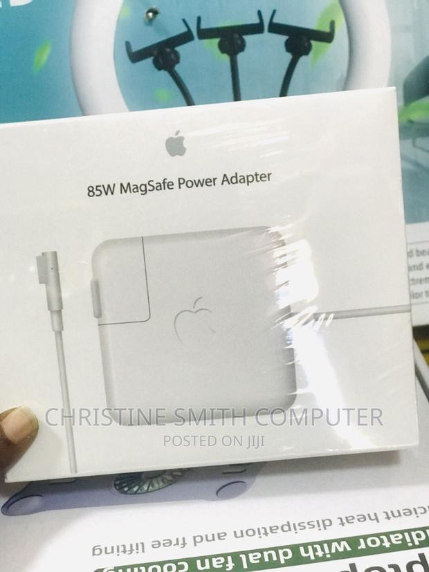 Macbook Pro or Magsafe Power Adapter 85w Original · Photo 4