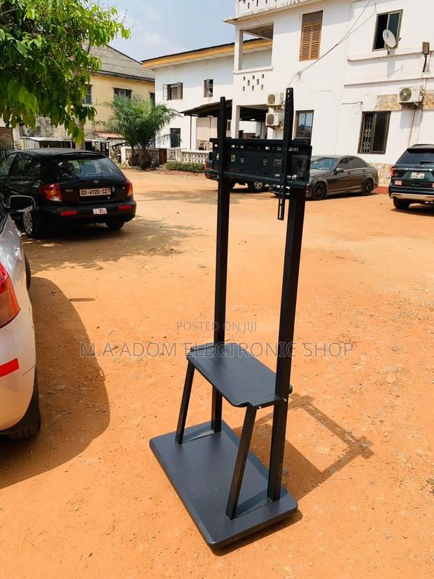 Well Design Mobile Tv Stand With Wheels for 32”-75 Inch Tv · Photo 2
