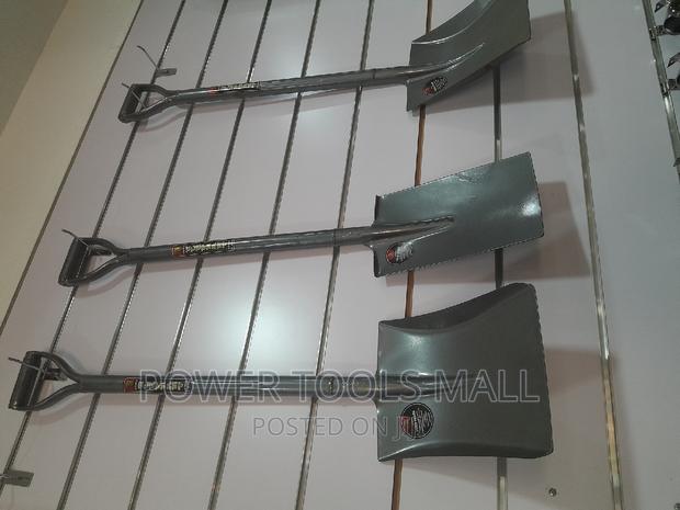 Steel Shovel · Photo 4