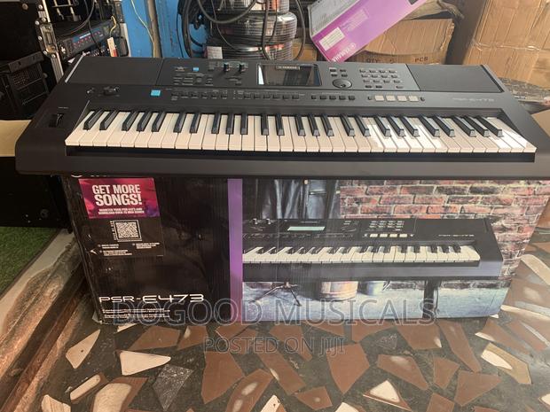 Yamaha PSR-E473 Keyboard · Photo 4