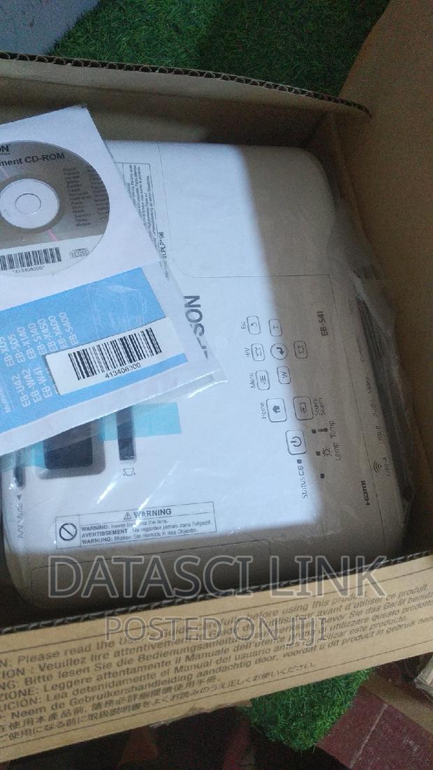 Epson Eb-S04 Projector photo 4