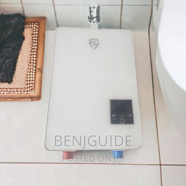 Instant Electric Water Heater / Bath and Kitchen · Photo 2
