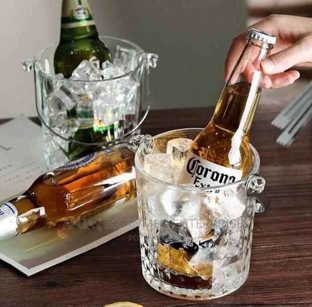 Glass Ice Bucket · Photo 3