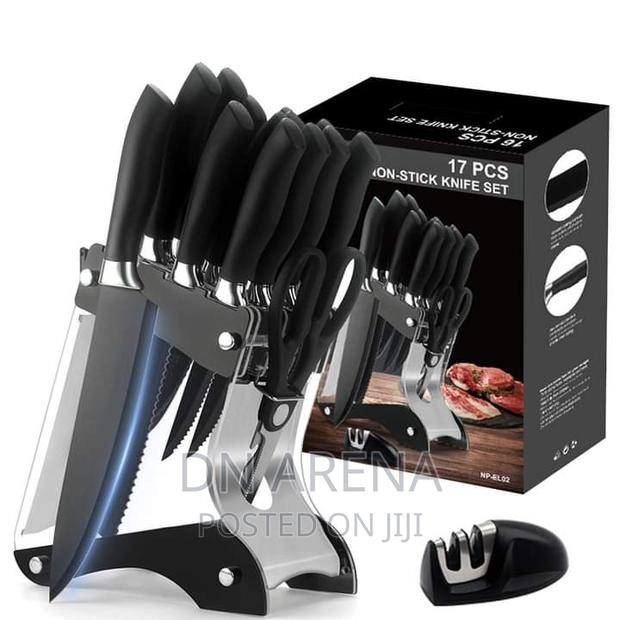 Numola 17 PCS Kitchen Knife Set With Block and Sharpener T · Photo 3
