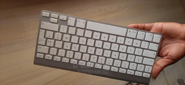 Apple Magic Keyboard · Photo 4