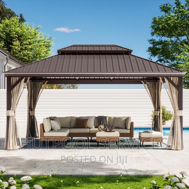 Pavilion Exclusive · Photo 2