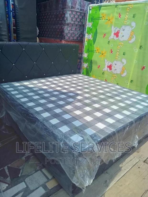 Bed (With Inbuilt Foam) Queen Size