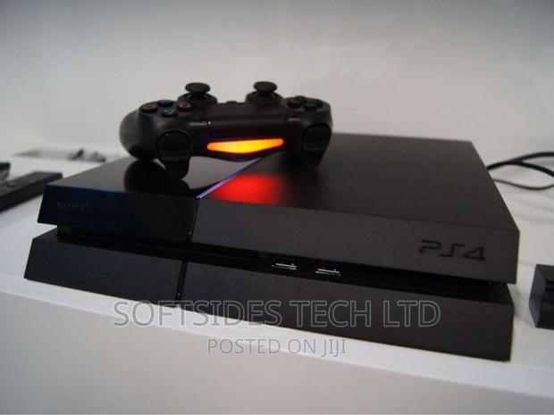 Playstation 4 Ps4 Standard With Controller and Accessories · Photo 4
