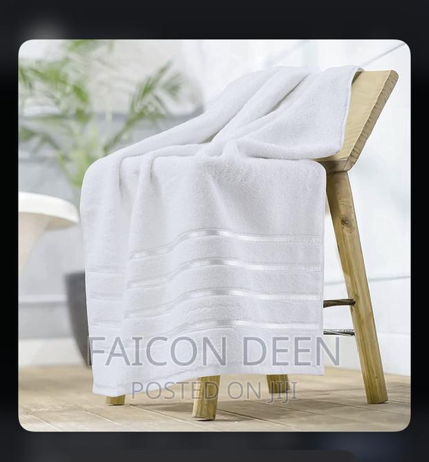 Superior Quality Original Cotton Saloon Towels · Photo 1