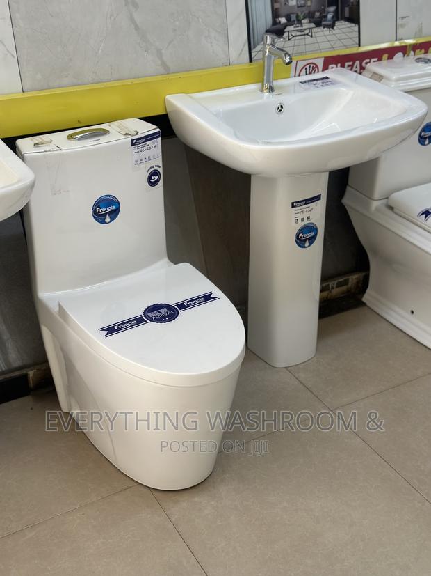 Frencia One Piece WC and Basin Complete_close Couple WC Set · Photo 4
