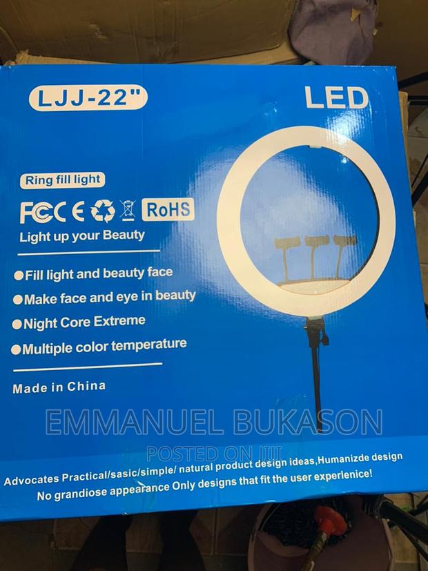 22inch RL Monitors With · Photo 4