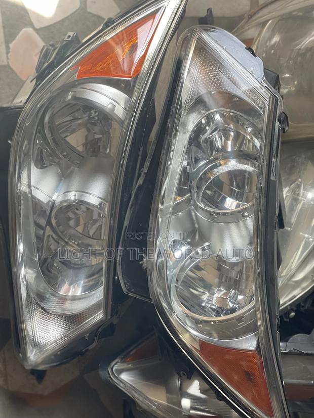 Buick Velacrus Headlight