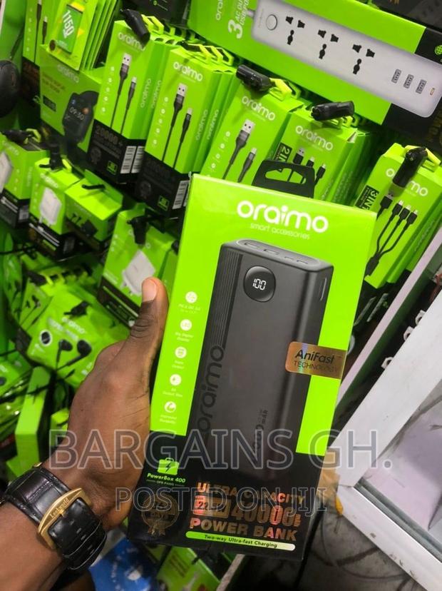 Oraimo 40000mah Ultra Capacity Power Bank · Photo 3