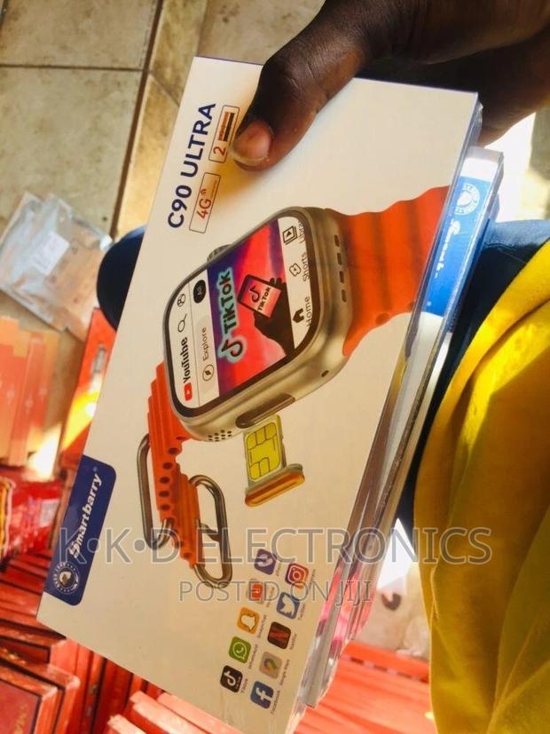Smartberry 4G 64gb and 4gb Ram Smartwatch With Sim Support · Photo 3