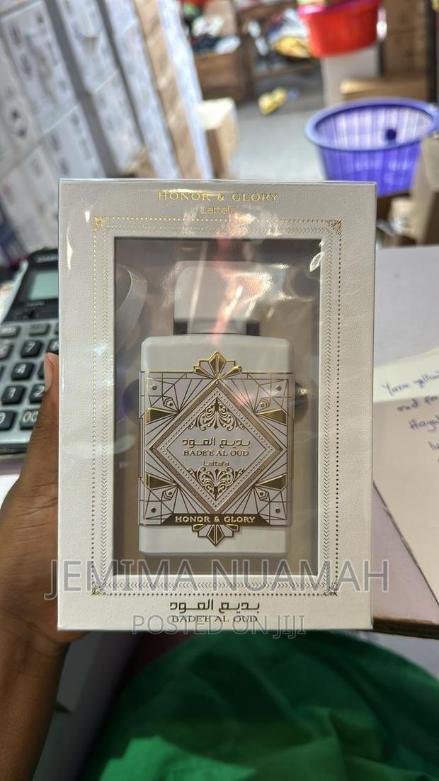 Badee Al Oud Honor and Glory Lattafa · Photo 2