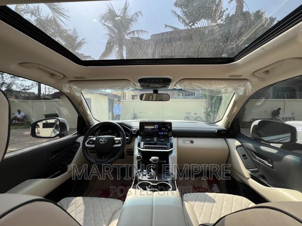 New Toyota Land Cruiser 3.3 Diesel 4WD 2022 White