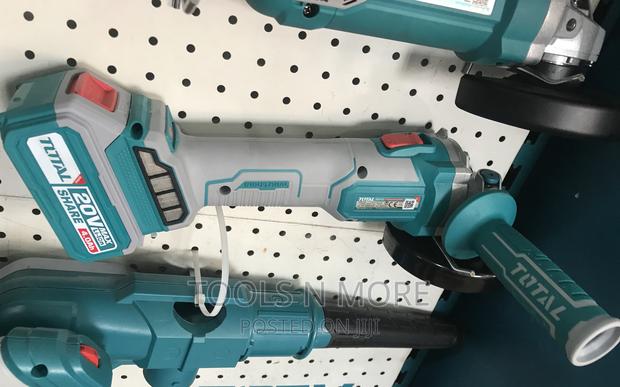 TOTAL Cordless Angle Grinder · Photo 3