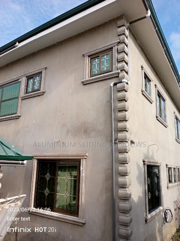 Aluminium And Glass Sliding Windows photo 4