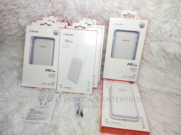 5,000mah Wireless Power Bank Arun - White · Photo 4