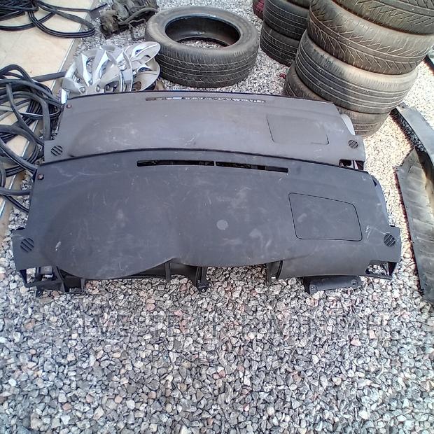 Corolla S/Le Dashboard Consoles (2003-08) photo 4