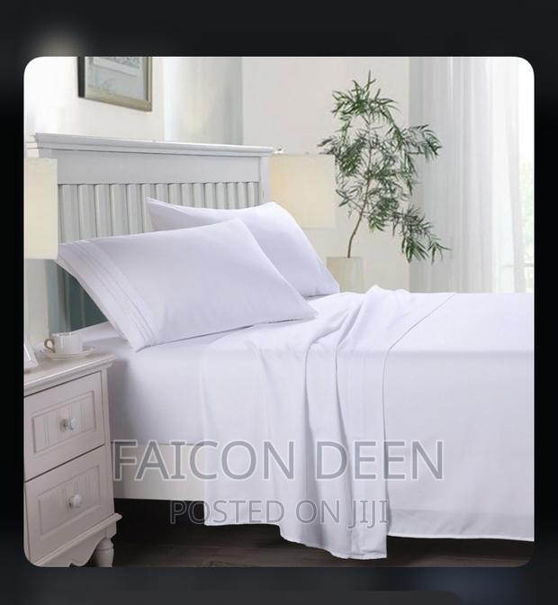 Hotel Highest Quality Thick Cotton Bedding With Pillow Cases · Photo 1