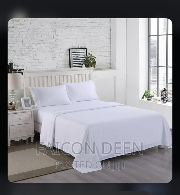 Superb Quality Thick Cotton Bedsheets With Pillow Cases · Photo 1