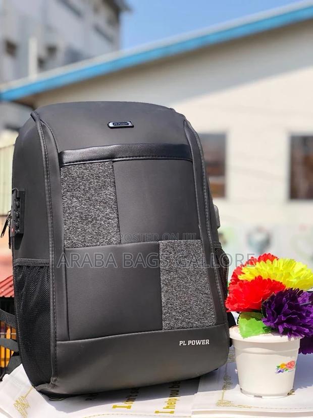 Quality Multipurpose Waterproof Usb Laptop/Work Backpack · Photo 2