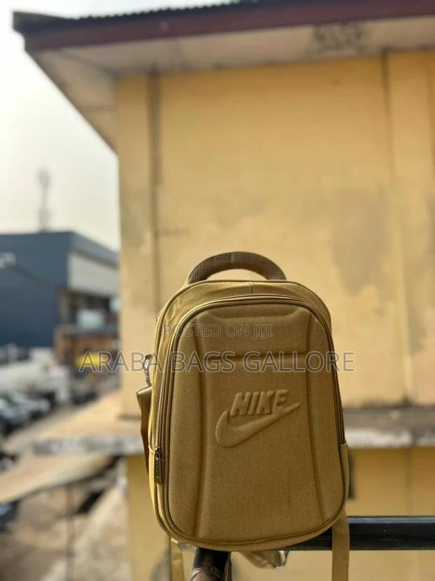 Extra Quality Laptop or Work Backpack · Photo 2