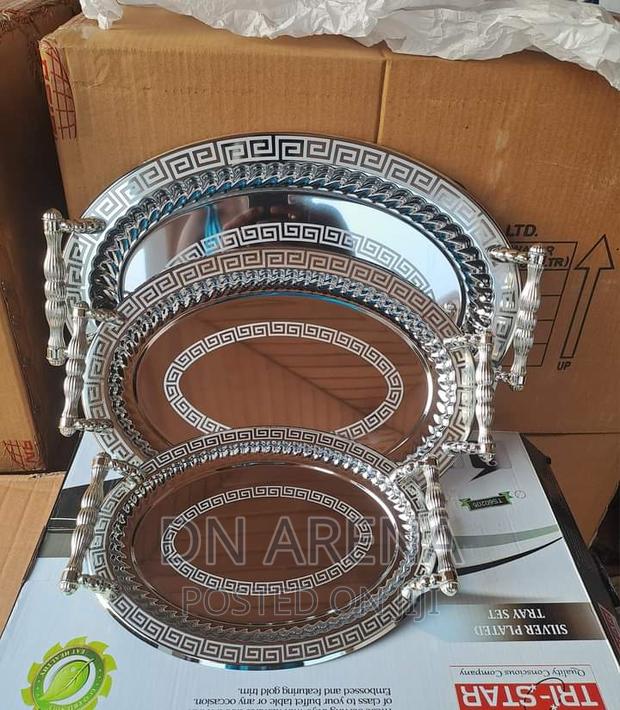 3 Set Tristar Stainless Steel Trays photo 2
