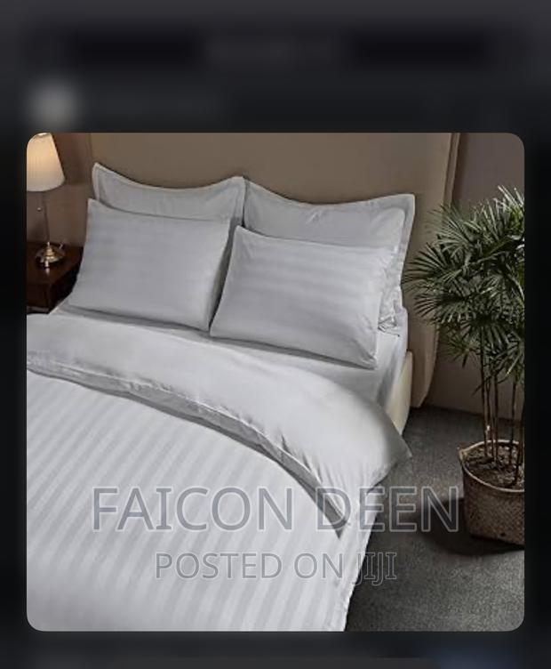 Thick Cotton Stripped Best With Pillow Cases · Photo 1