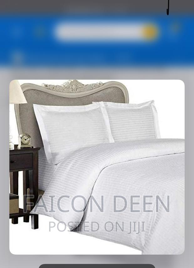 Thick Cotton Stripped Bedsheets With Pillow Cases · Photo 1