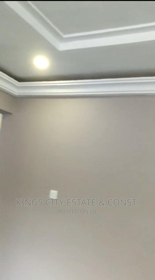 5bdrm House in White-House, Achimota for rent photo 3