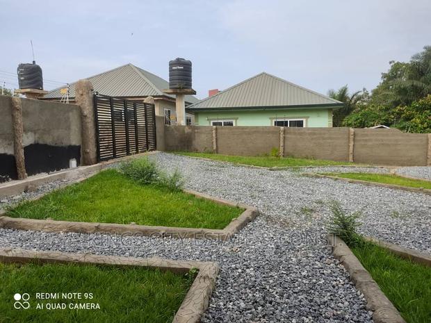 5bdrm House in White-House, Achimota for rent photo 11