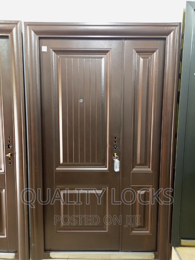 Modern Steel Security Door · Photo 2