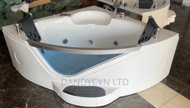 Jacuzzi 8928 · Photo 4