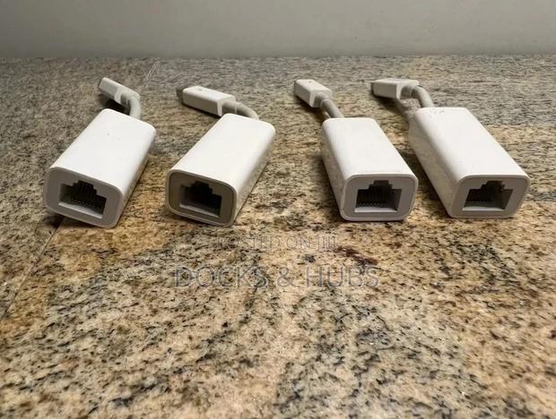 Genuine Apple Thunderbolt to Gigabit Ethernet Adapter(A1433) · Photo 2