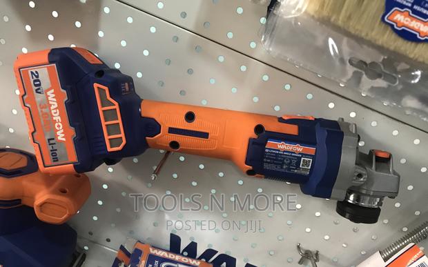 Wadfow Cordless Angle Grinder · Photo 2