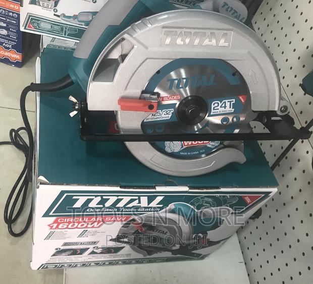 TOTAL Circular Saw 1600W · Photo 4