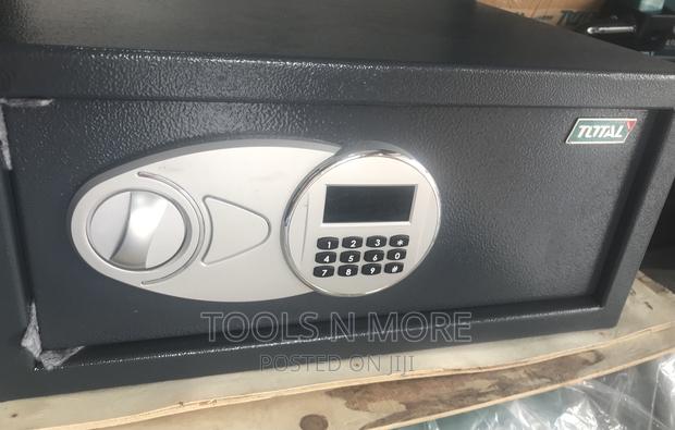 Total Electronic Safe · Photo 4