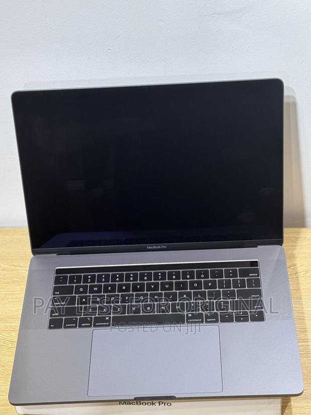 Laptop Apple MacBook Pro 2019 16GB Intel Core i7 SSD 512GB · Photo 4