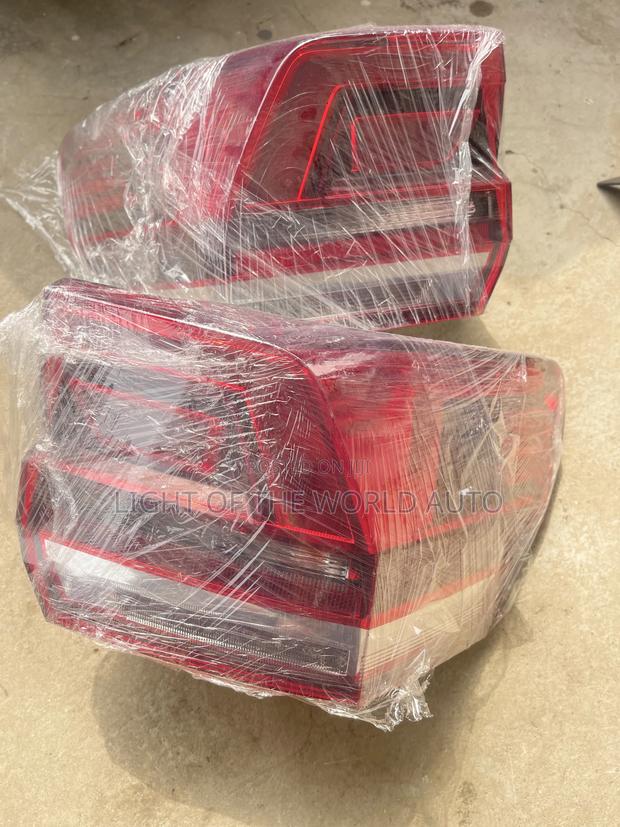 VW Atlas 2019 Taillight