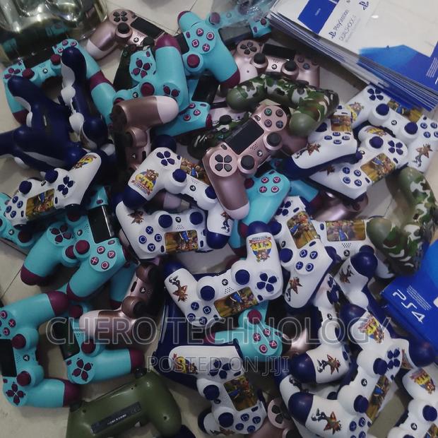 PS4 CONTROLLER Mix Colour · Photo 2