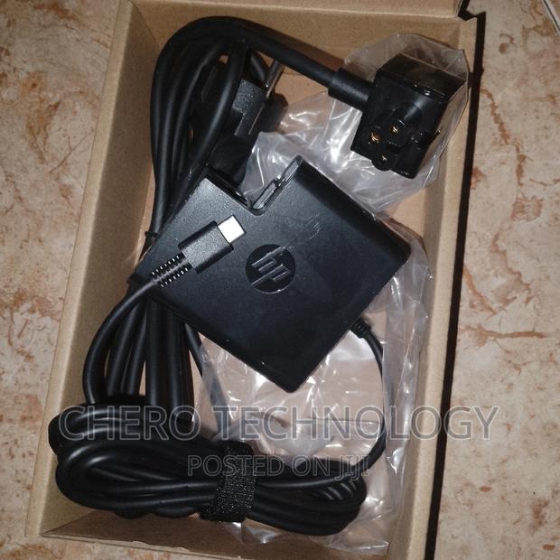 Original HP Type C Adapter · Photo 2
