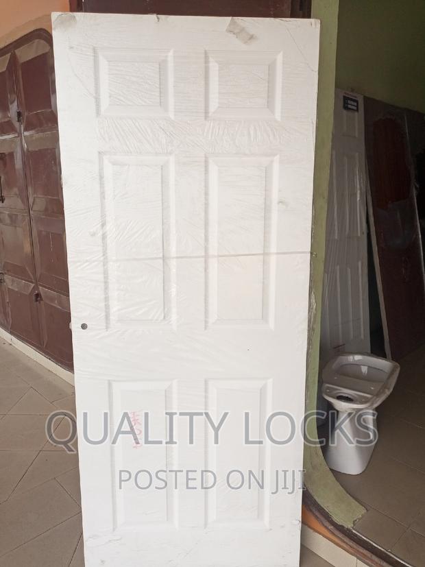 British Solid Wooden Door · Photo 2