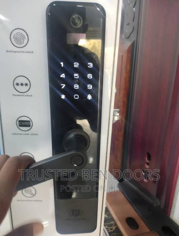 Paladin Biometric Smart Lock With Video Camera · Photo 2