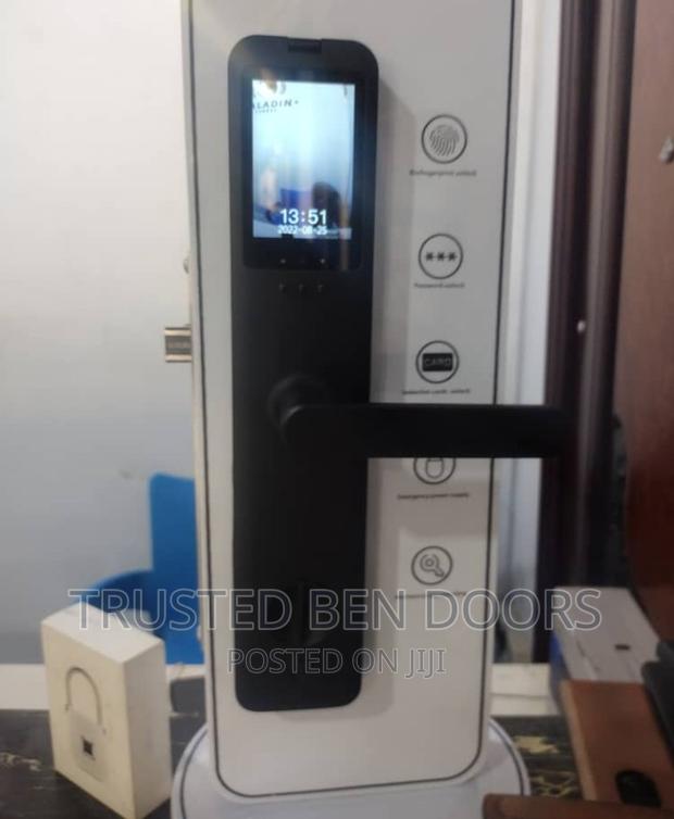 Turkey Paladin Smart Door Lock With Video Camera · Photo 2