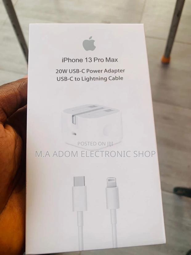 Apple Type C 3 Pin Charger(White)20watt · Photo 3