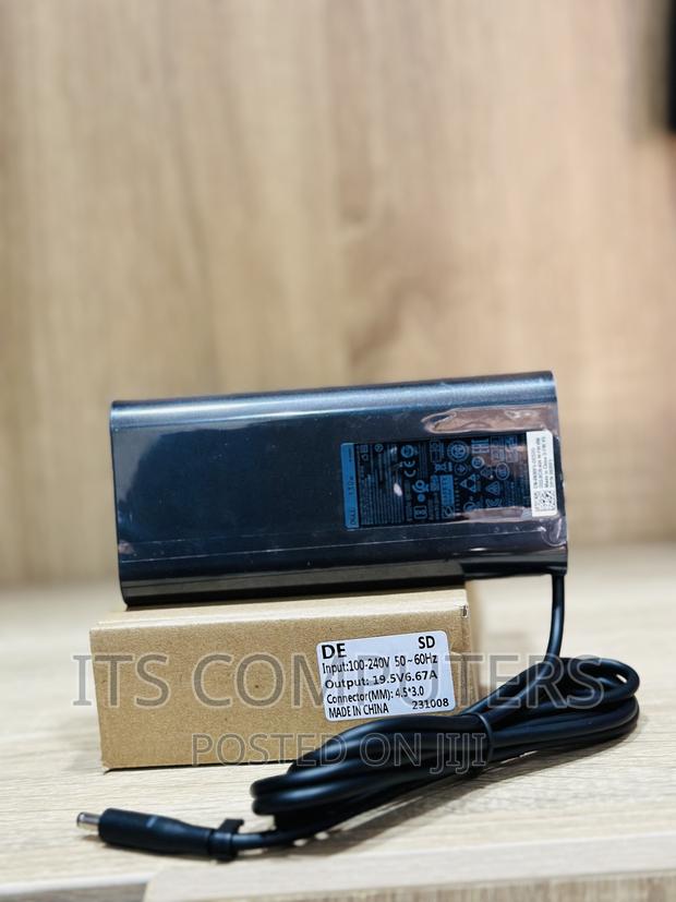 130watts Dell Small Pin Charger · Photo 1