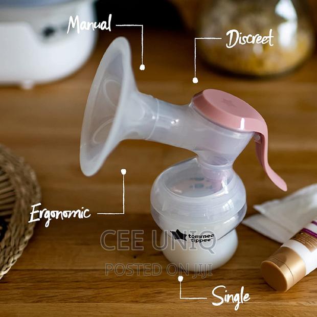 Tommee Tippee Manual Breast Pump · Photo 3